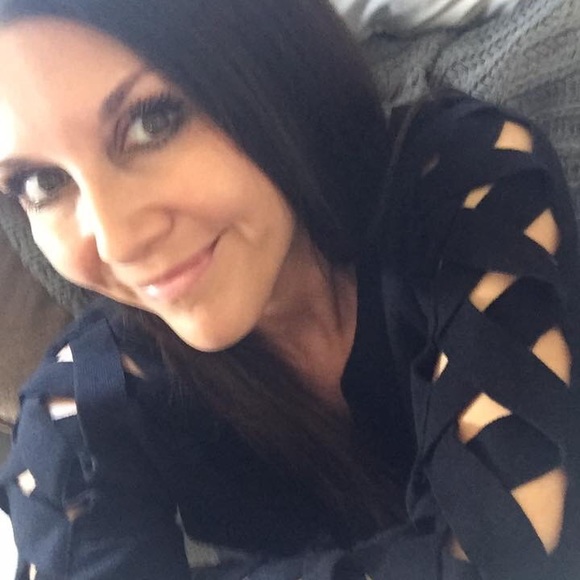 Meet your Posher, Chrissy - Picture 5 of 16